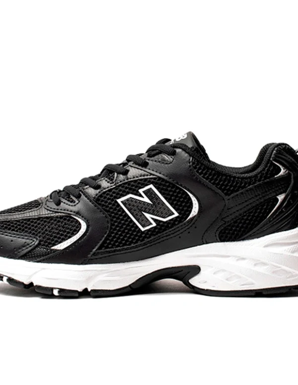 New Balance 530 In Black And White