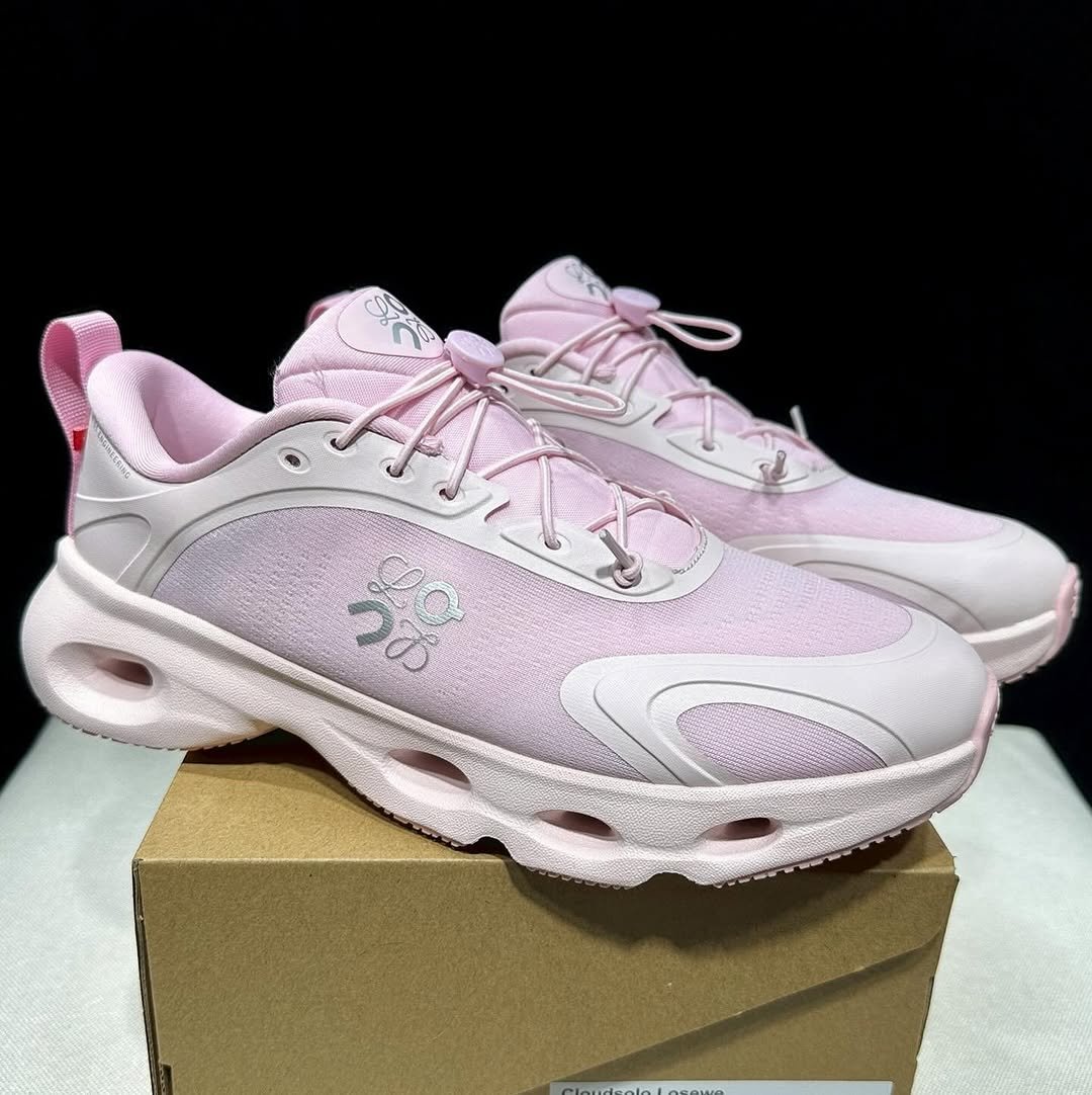 Loewe x On Cloudsolo Sneakers In Pink - Image 4