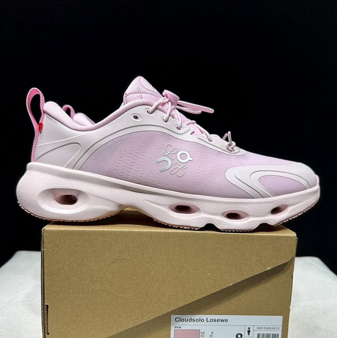 Loewe x On Cloudsolo Sneakers In Pink - Image 2