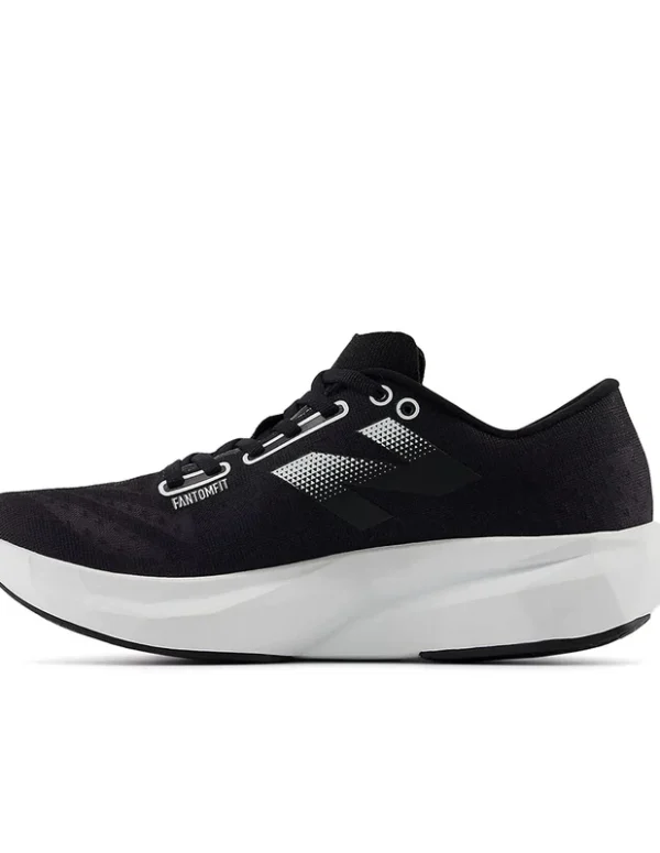 New Balance SC Elite V4 Sneakers In Black And White