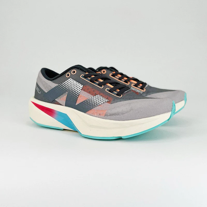 New Balance SC Elite V4 Sneakers In Grey, Rose Blue And Red - Image 4